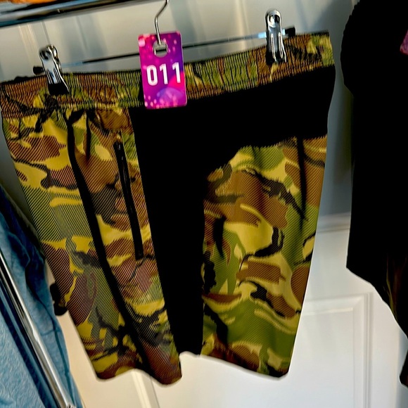 adidas XL USED - Picture 1 of 2